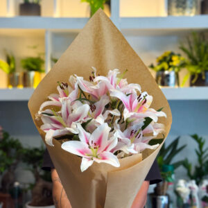 Lilium Bouquet - Κρίνοι σε ανθοδέσμη