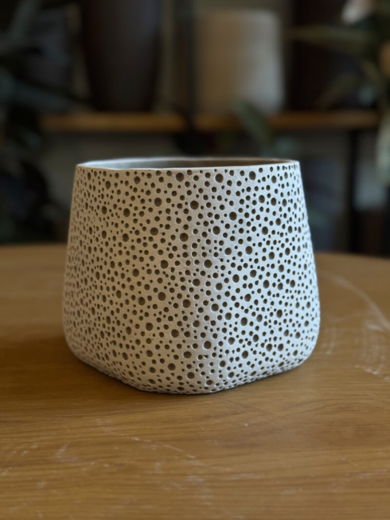 Τσιμεντένιο Κασπώ Lava Dots - Image 8