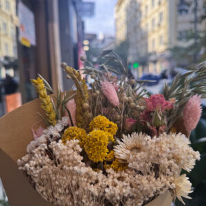 Alternative view of Ανθοδέσμη με Αποξηραμένα Λουλούδια σε Απαλές Αποχρώσεις